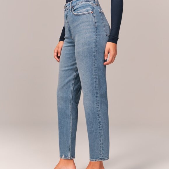 Ambercrombie and Fitch Mom high rise curve Love highrise jeans size 0 - Picture 13 of 15